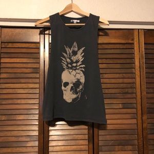 * LAST CHANCE* Volcom muscle tank size XS